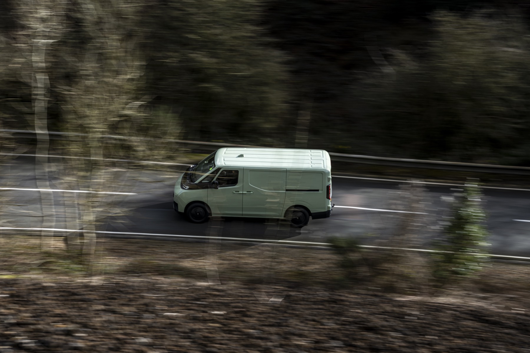 The Benefits of Switching to Electric Vans and Trucks